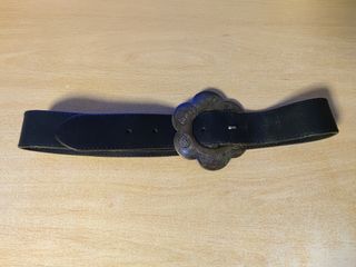 Cinturón de Cuero Desgastado Vintage 85