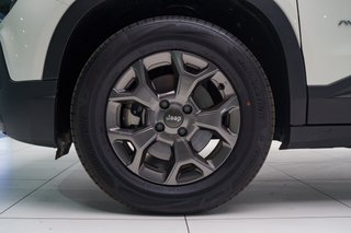 Jeep Avenger BEV 115kW (156CV) Longitude