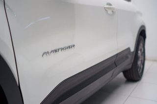 Jeep Avenger BEV 115kW (156CV) Longitude