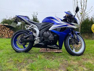 Se vende Moto. No cambios