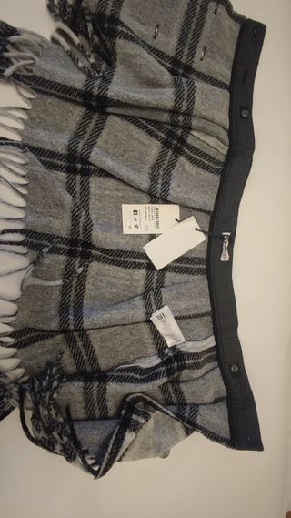 Falda niña cuadros. To be too