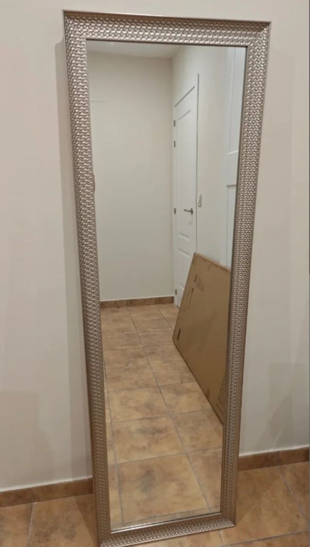 SPECCHIO CON LUCE PER CORRIDOIO O SOGGIORNO