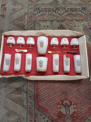 Antiguo juego de vasos copas vintage