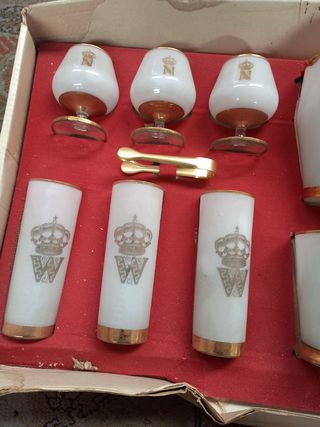 Antiguo juego de vasos copas vintage