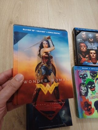 Peliculas DC EDICIÓN ESPECIAL. Libro. Portada 3D