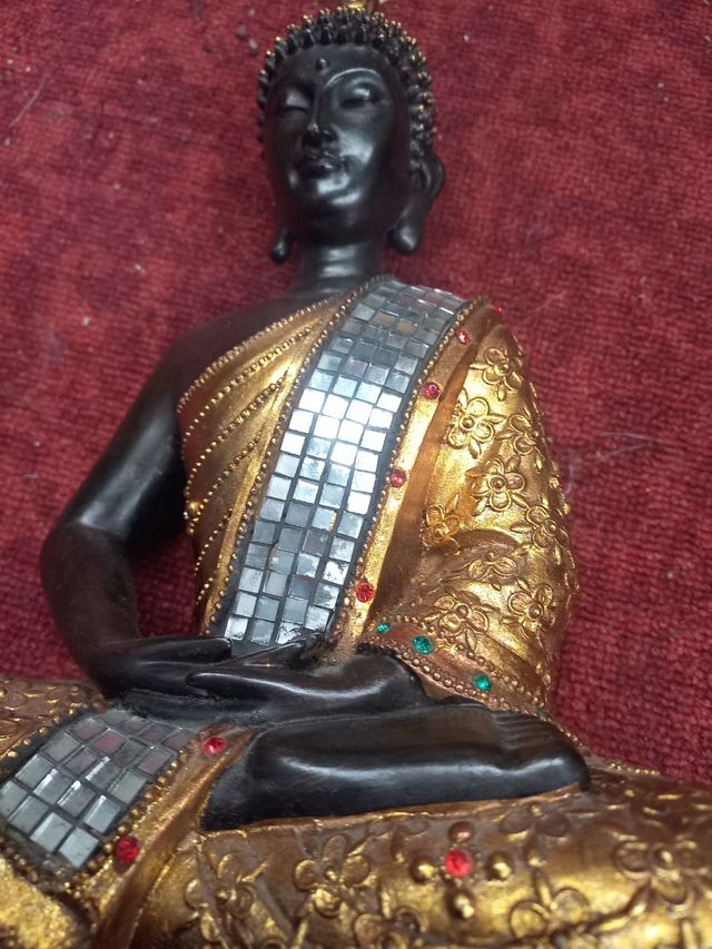 Estatua Buda dorado 28cm meditación relajacion dec