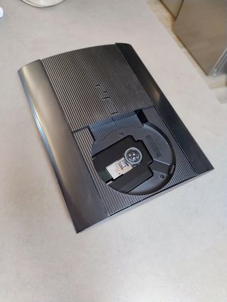 PS3 slim con accessori e giochi