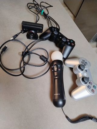 PS3 slim con accessori e giochi