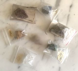 Set di 16 minerali da collezione