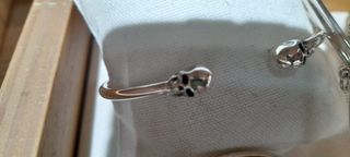 Brazalete calaveras de plata