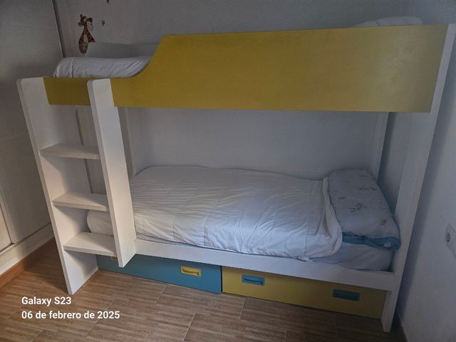 Litera de madera blanca 1,60 de alto 2,03 de largo