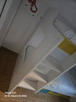 Litera de madera blanca 1,60 de alto 2,03 de largo