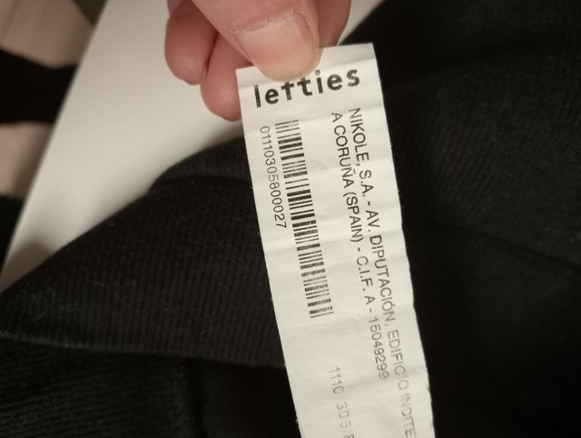 Sudadera negra de Lefties talla S