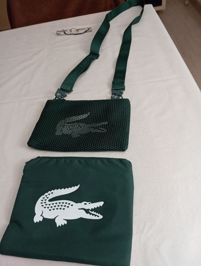 Bandolera Lacoste auténtica