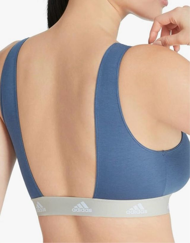 Top deportivo Adidas talla M