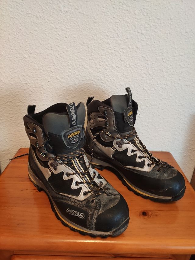 Botas de alpinismo ASOLO semirrigidas 