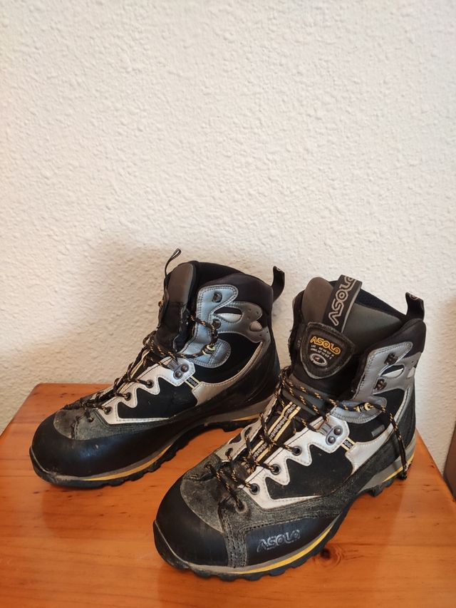 Botas de alpinismo ASOLO semirrigidas 