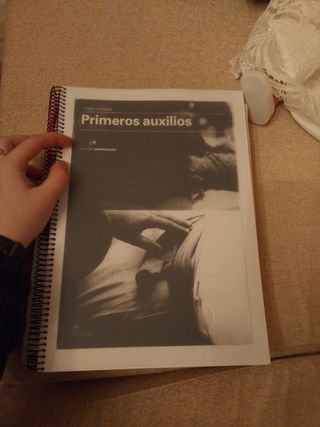 Lote de libros Grado Medio Farmacia y Parafarmacia