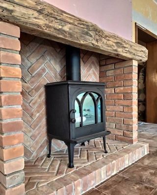 Instalamos su estufa o chimenea. Pide precio!