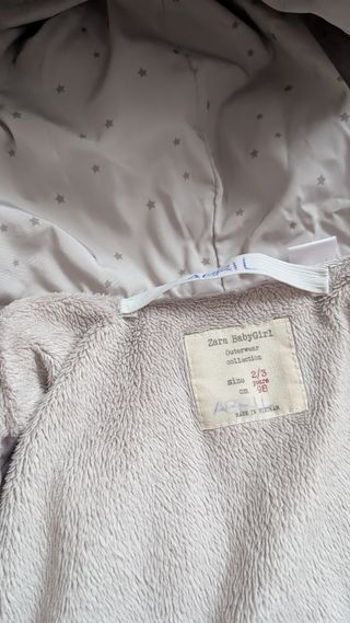 Abrigo niña Zara
