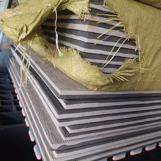 Suelo nuevo protector caídas, deporte, gimnasio...