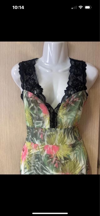 Vestito pizzo e fiori Guess