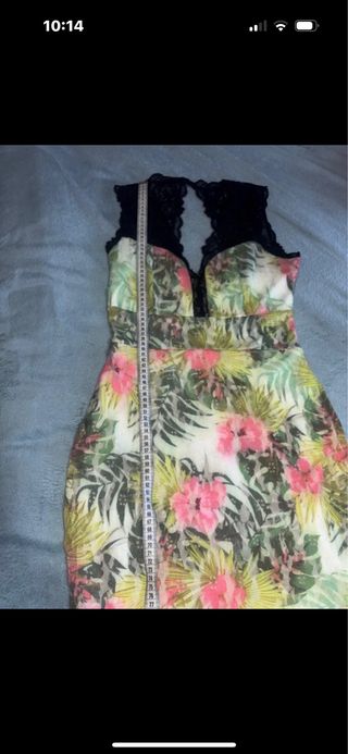 Vestito pizzo e fiori Guess