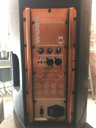 Altavoz autoamplificado MARCA WORK