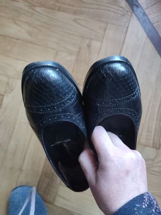 ULTIMOS DÍAS. Zapatos piel salones señora talla 36