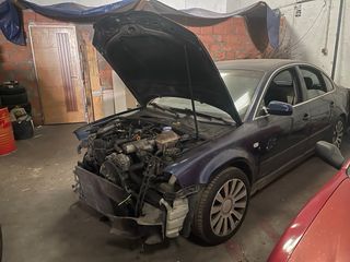 Despiece VW Passat 3bg 20vt motor roto