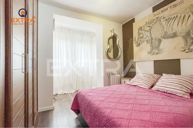 Gran cuadro en lienzo de rinoceronte