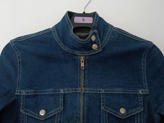 Cazadora vaquera cuello mao Bershka mujer 38