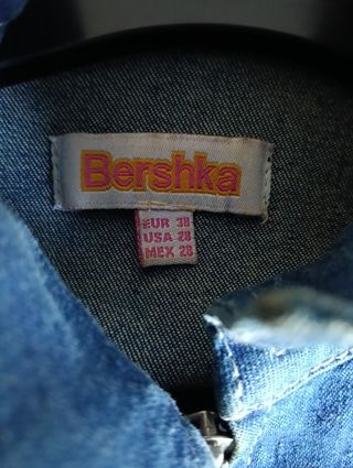 Cazadora vaquera cuello mao Bershka mujer 38