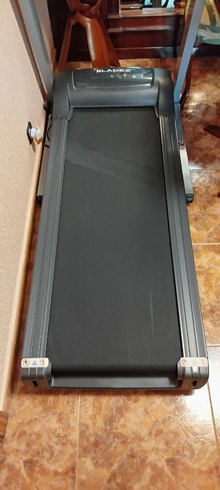 CINTA DE CORRER BLADEZ FITNESS TR101i