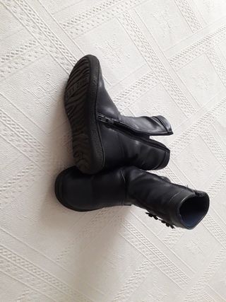 Botas niña talla 25 marca chicco