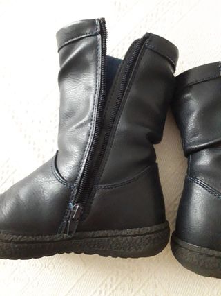 Botas niña talla 25 marca chicco