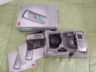 NOKIA 9300 CON CAJA Y ACCESORIOS