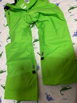Pantalon esqui niño. NUEVO CON ETIQUETA