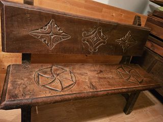 Banco de madera antiguo