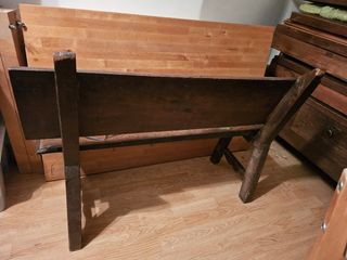Banco de madera antiguo