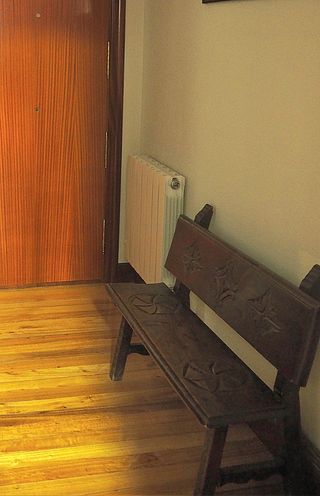 Banco de madera antiguo