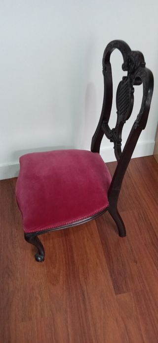 Antigua silla descalzadora