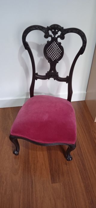 Antigua silla descalzadora