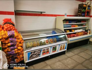 1 frigorífico y 1 nevera