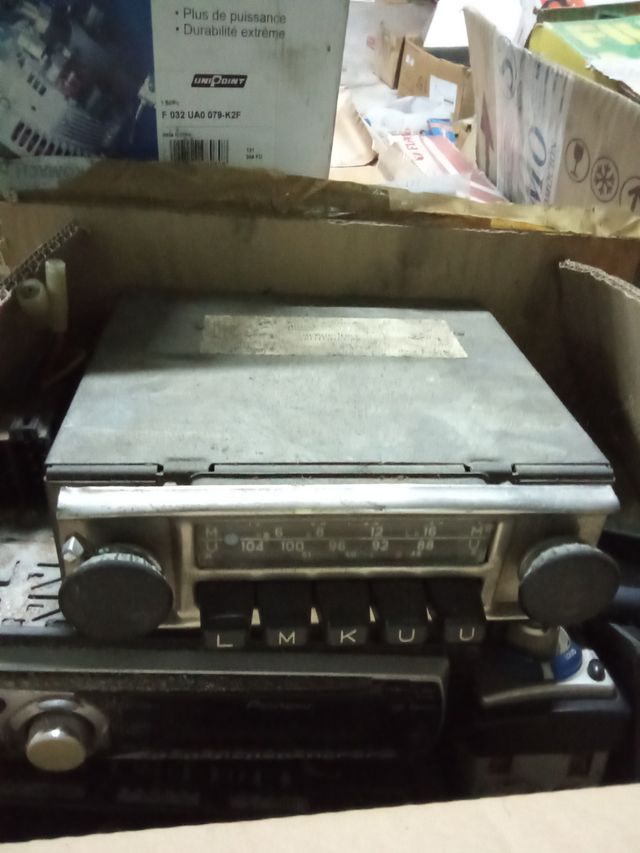 Lote de piezas de coches clásicos