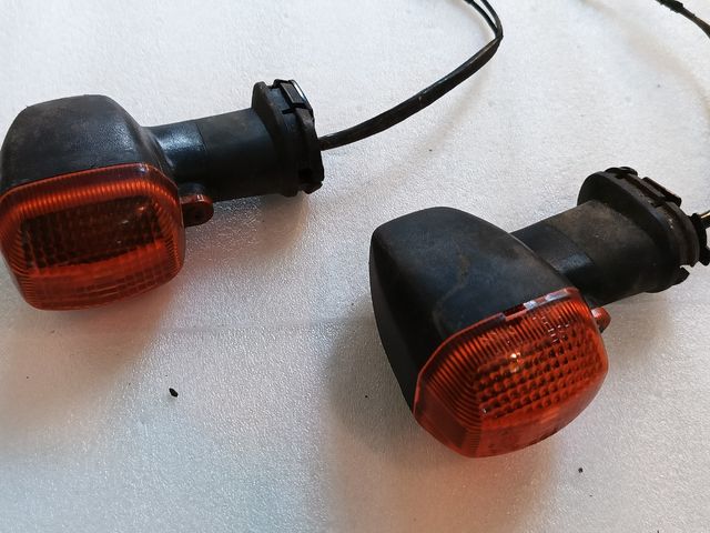 Derbi Variant o indicatori di direzione simili