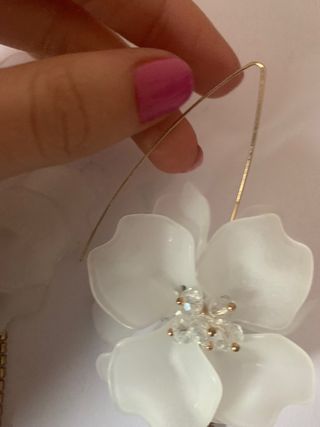 Penedientes largos de flor