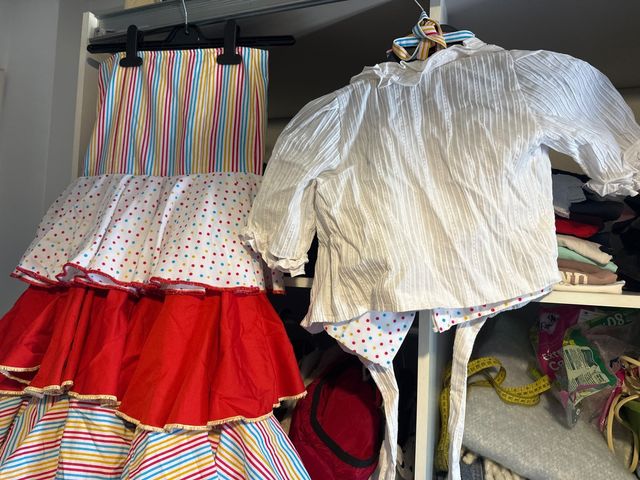 Faldita flamenca mas dos corpiños