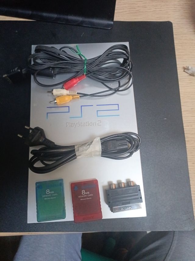 PS2 con cuatro mandos