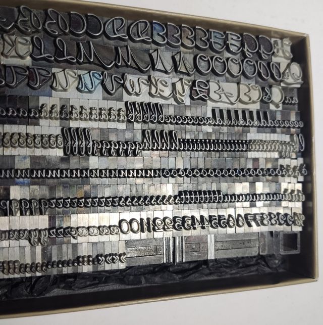 LETTERE TIPOGRAFICHE ABECEDARIO IMPRENTA CORPUS 24